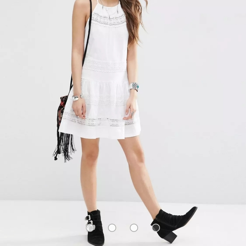 NWT ASOS NAVY HALTER MINI SUNDRESS SLEEVELESS LACE BACK STRAPS WOMEN'S SIZE 4